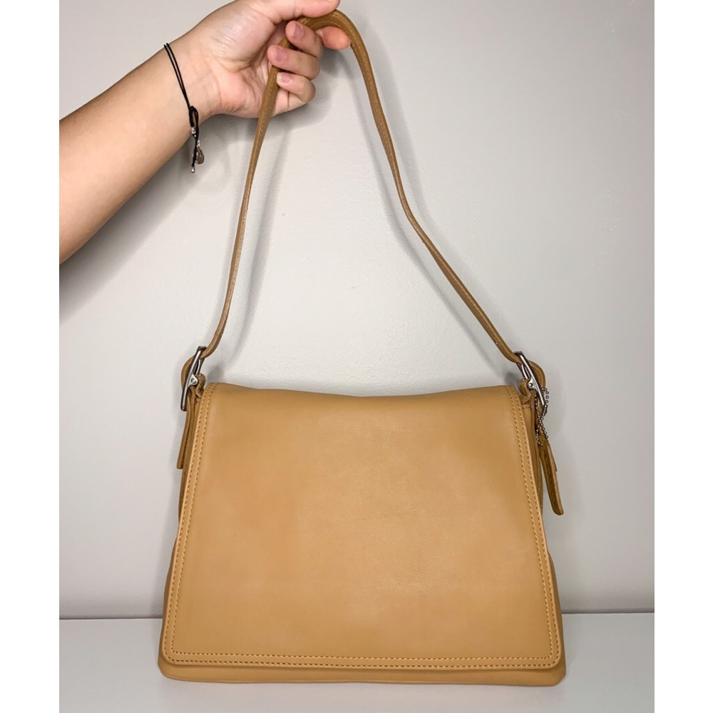 Vintage leather Coach shoulder bag